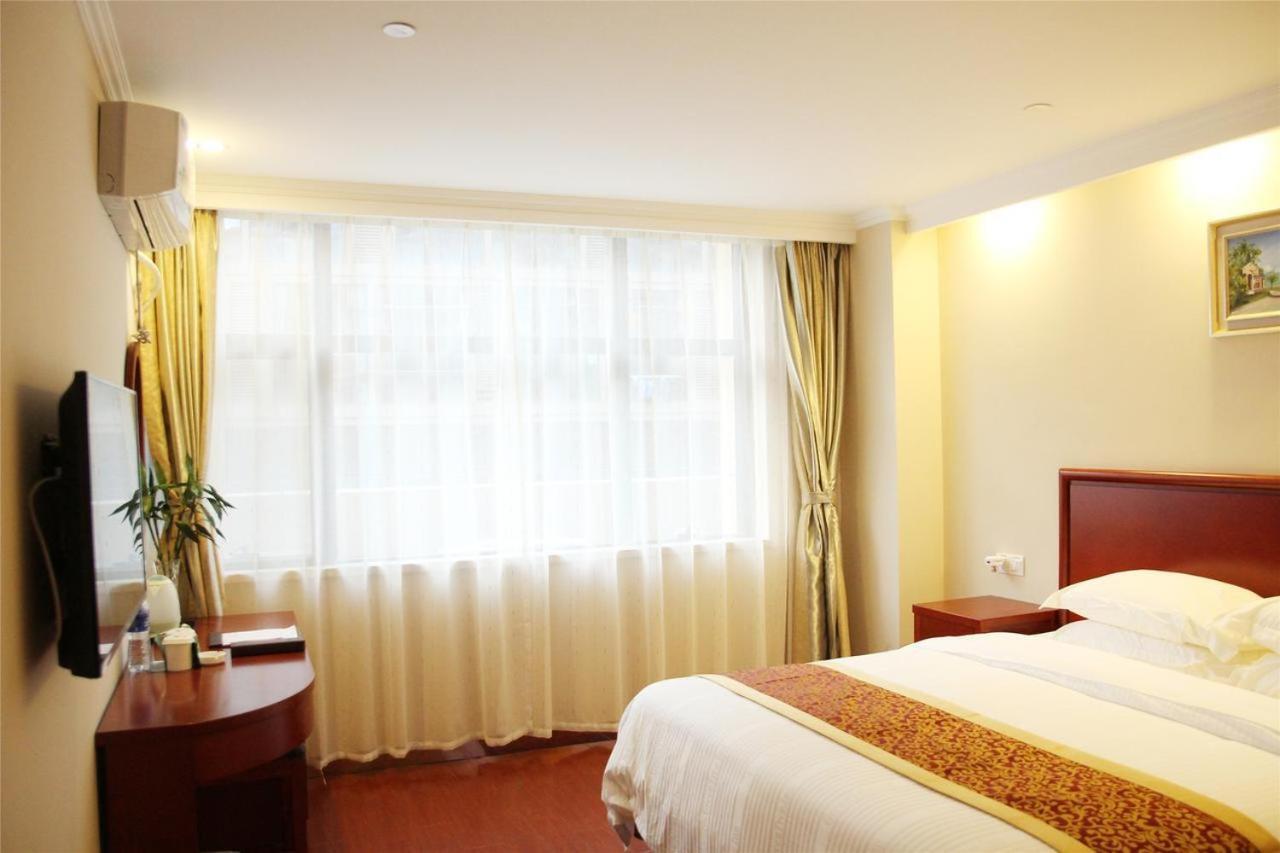 Vatica Hefei Lujiang Road Hotel Bagian luar foto