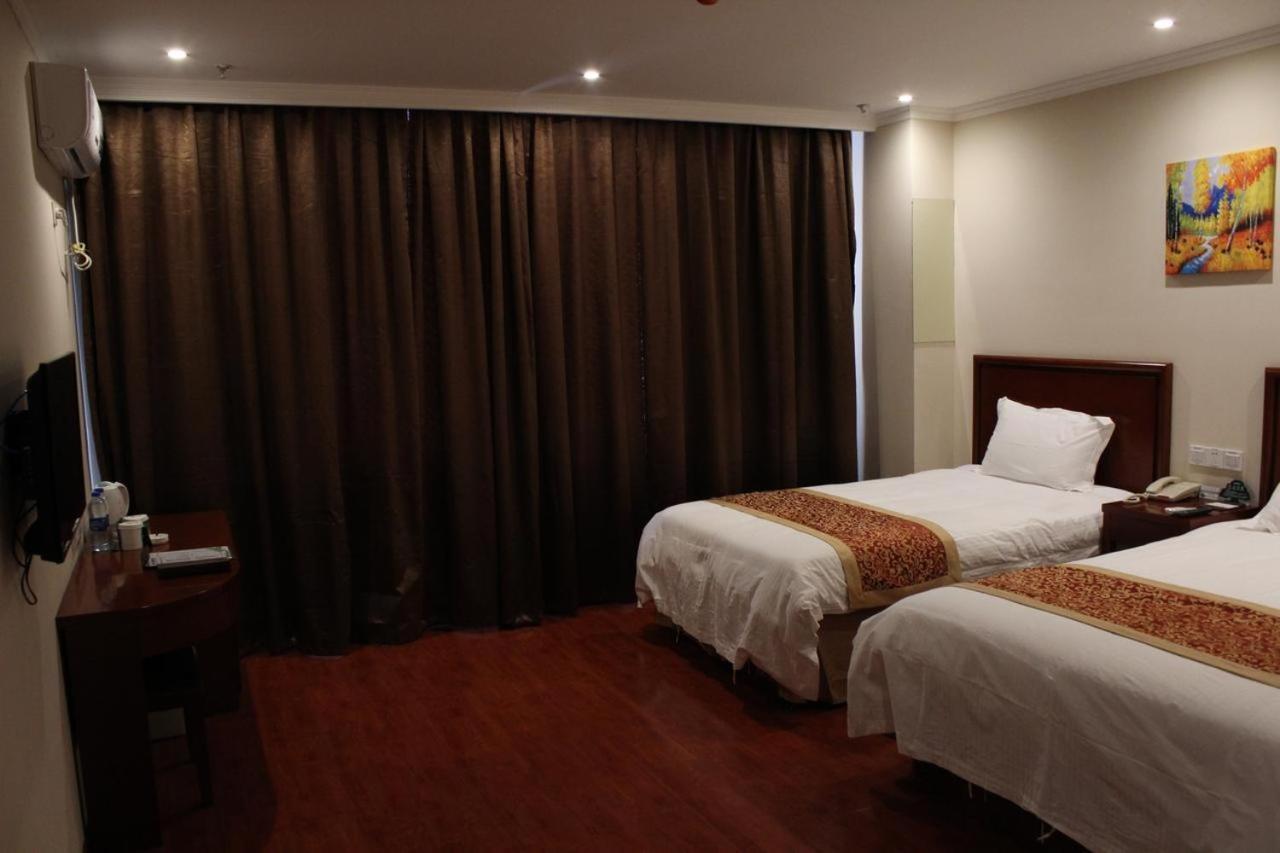 Vatica Hefei Lujiang Road Hotel Bagian luar foto